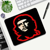 MUISMAT CHE GUEVARA TWEEKLEURIG SILHOUET ROOD ZWART DIAGONAAL