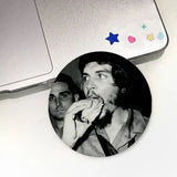 PIN-ABZEICHEN MACARON CHE GUEVARA REVOLUCION TEXT ROTER HINTERGRUND RUND