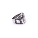 BAGUE COMMUNISTE VISAGE RÉVOLUTIONNAIRE
