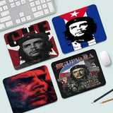 MUISMAT CHE GUEVARA HOPE STIJL DRIEKLEUR BLAUW BEIGE ROOD
